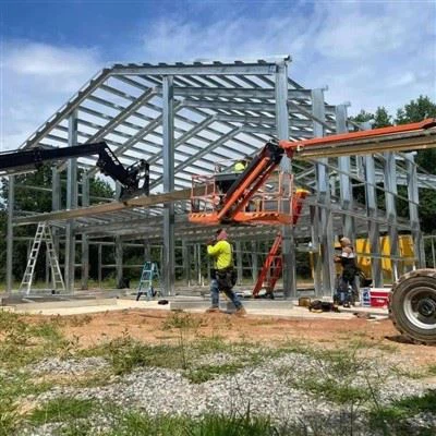 Κτίριο μεταλλικών πλαισίων